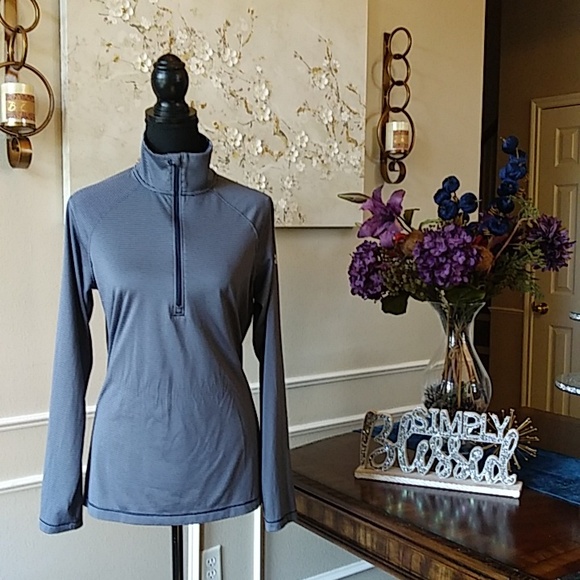 Under Armour Blue Stripes Pullover Long Sleeves Workout Top. Size M - Picture 4 of 17